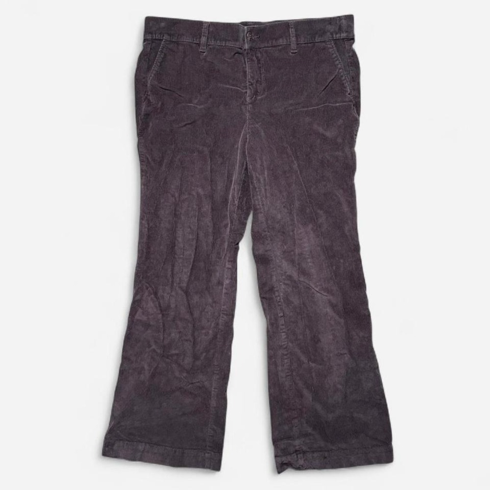 Torrid Brown corduroy trousers with a relaxed fit. Size 16R.